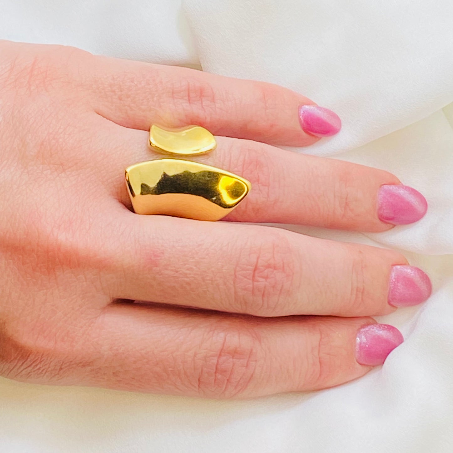 Enfold Gold Ring